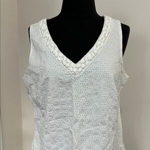 Charter Club White Eyelet V-Neck Tank Top